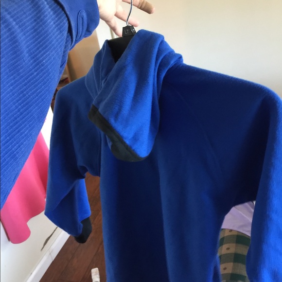 Sweat shirt - Picture 2 of 3